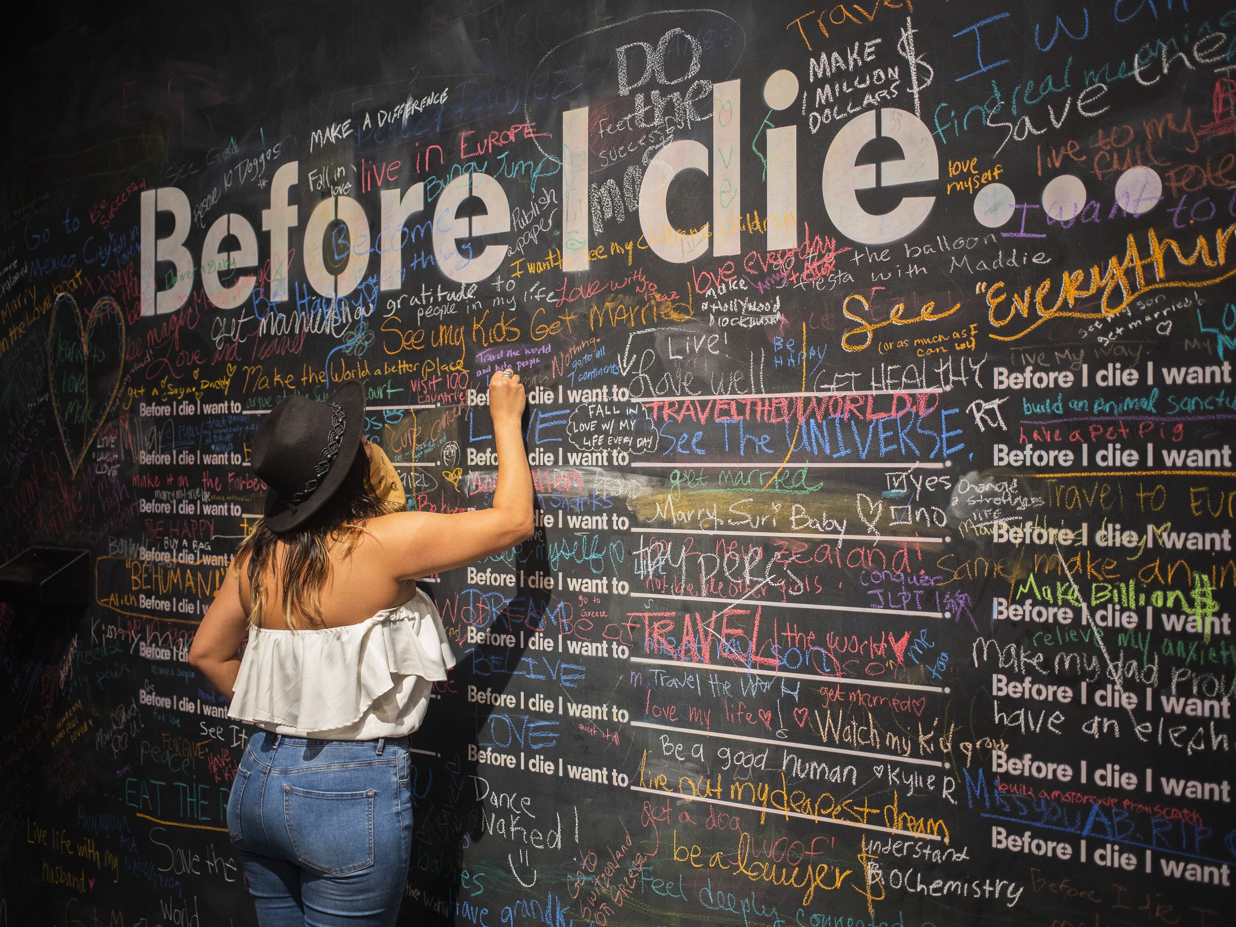 Wonderspaces - Candy Chang